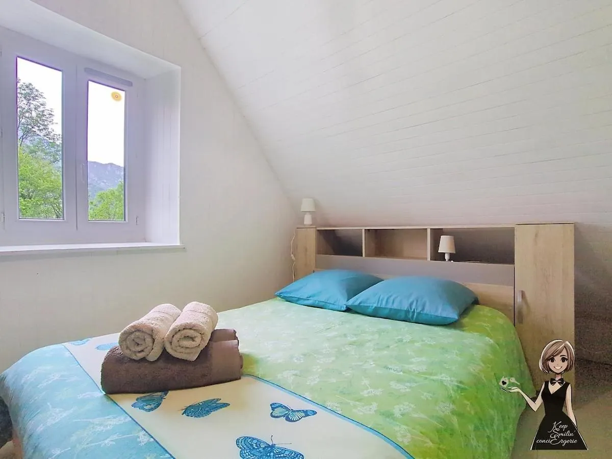 Chalet Du Temps Suspendu, Pause Magique Au Coeur Des Pyrenees Ferrieres
